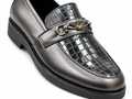 Printed leather shoes