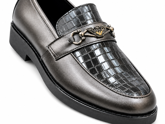 Printed leather shoes